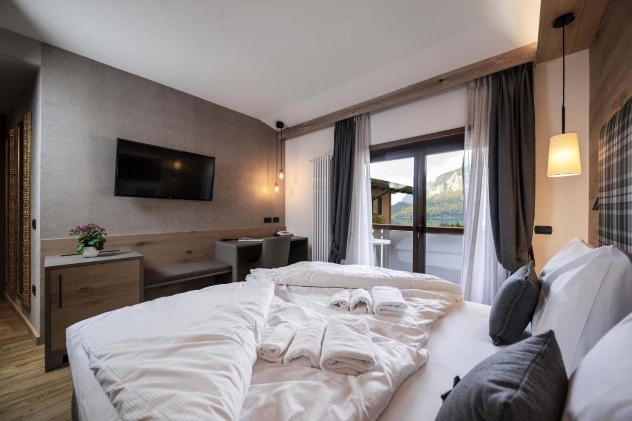 Ariston Lake View Hotel Мольвено Экстерьер фото