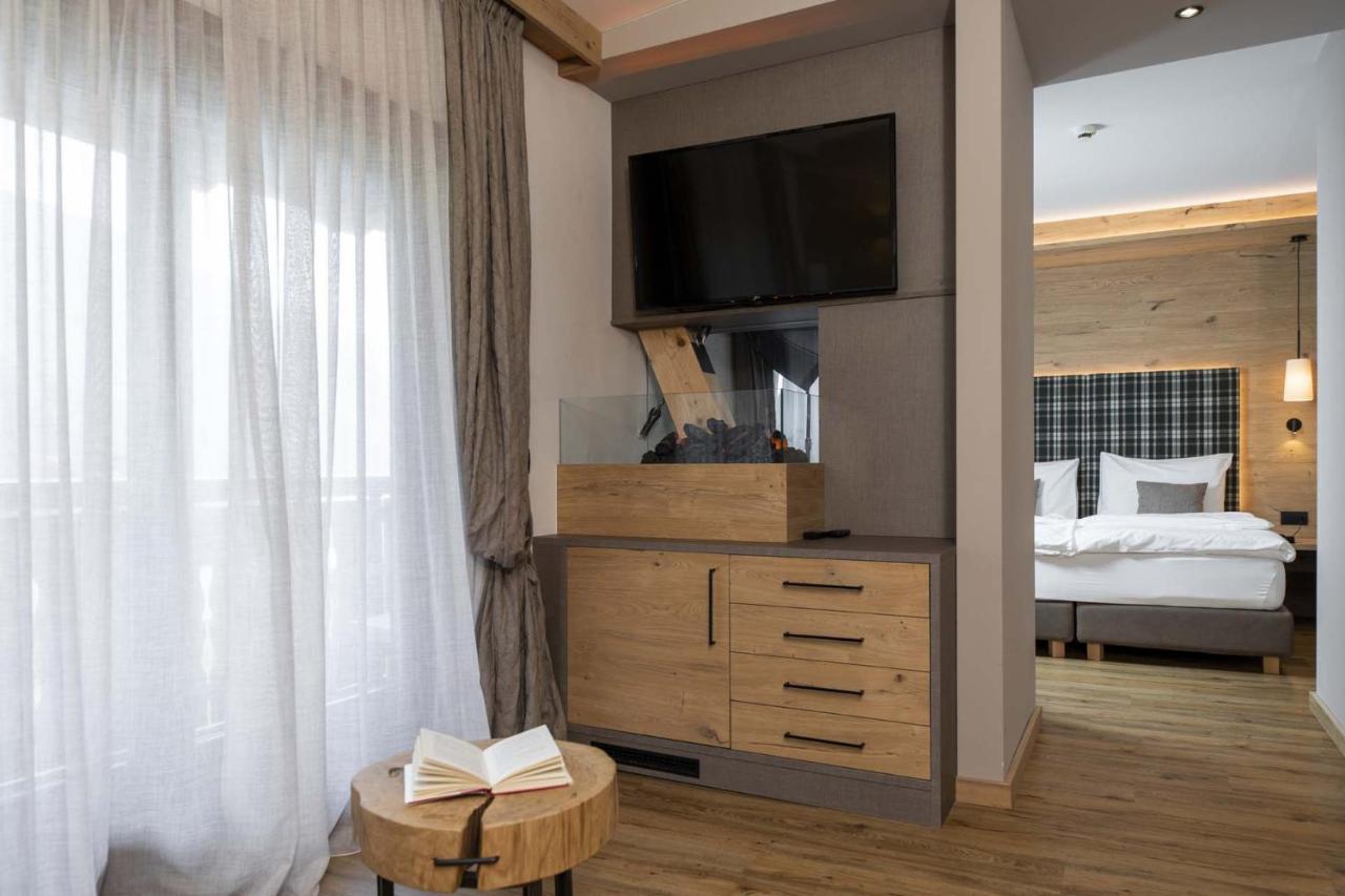 Ariston Lake View Hotel Мольвено Экстерьер фото