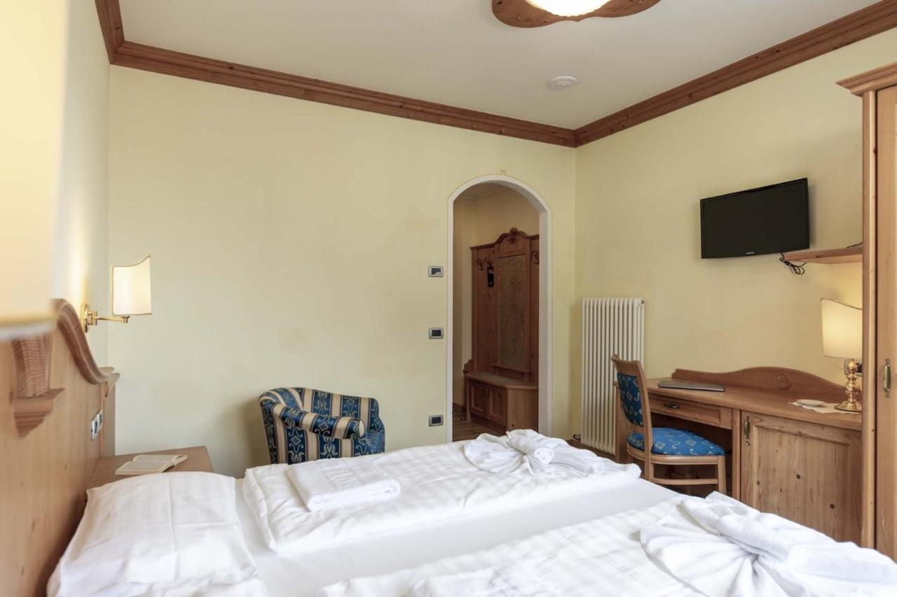 Ariston Lake View Hotel Мольвено Экстерьер фото