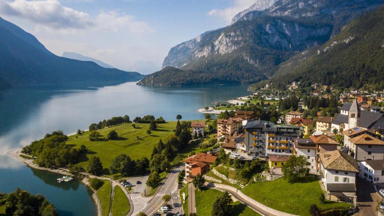 Ariston Lake View Hotel Мольвено Экстерьер фото