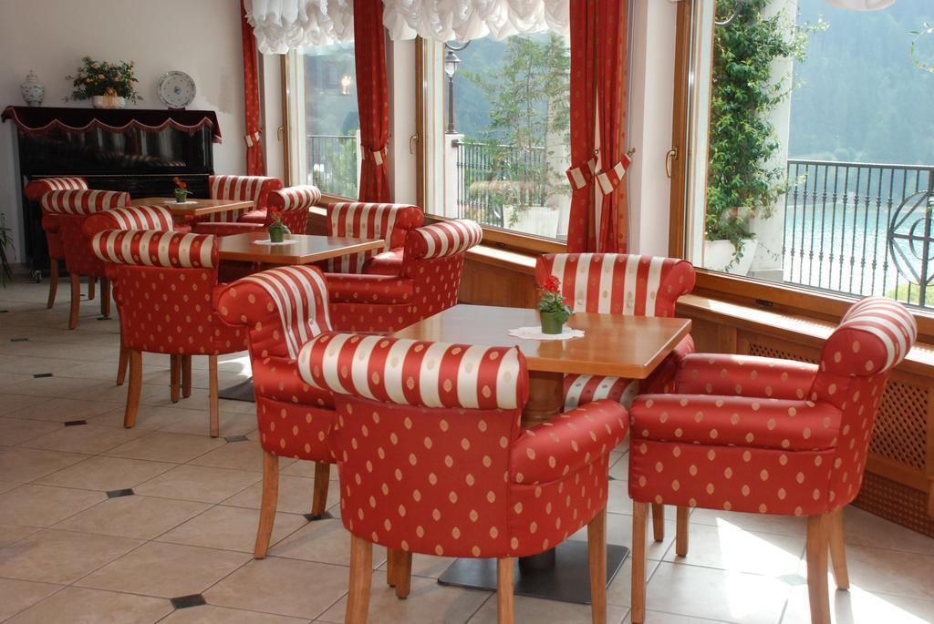 Ariston Lake View Hotel Мольвено Экстерьер фото