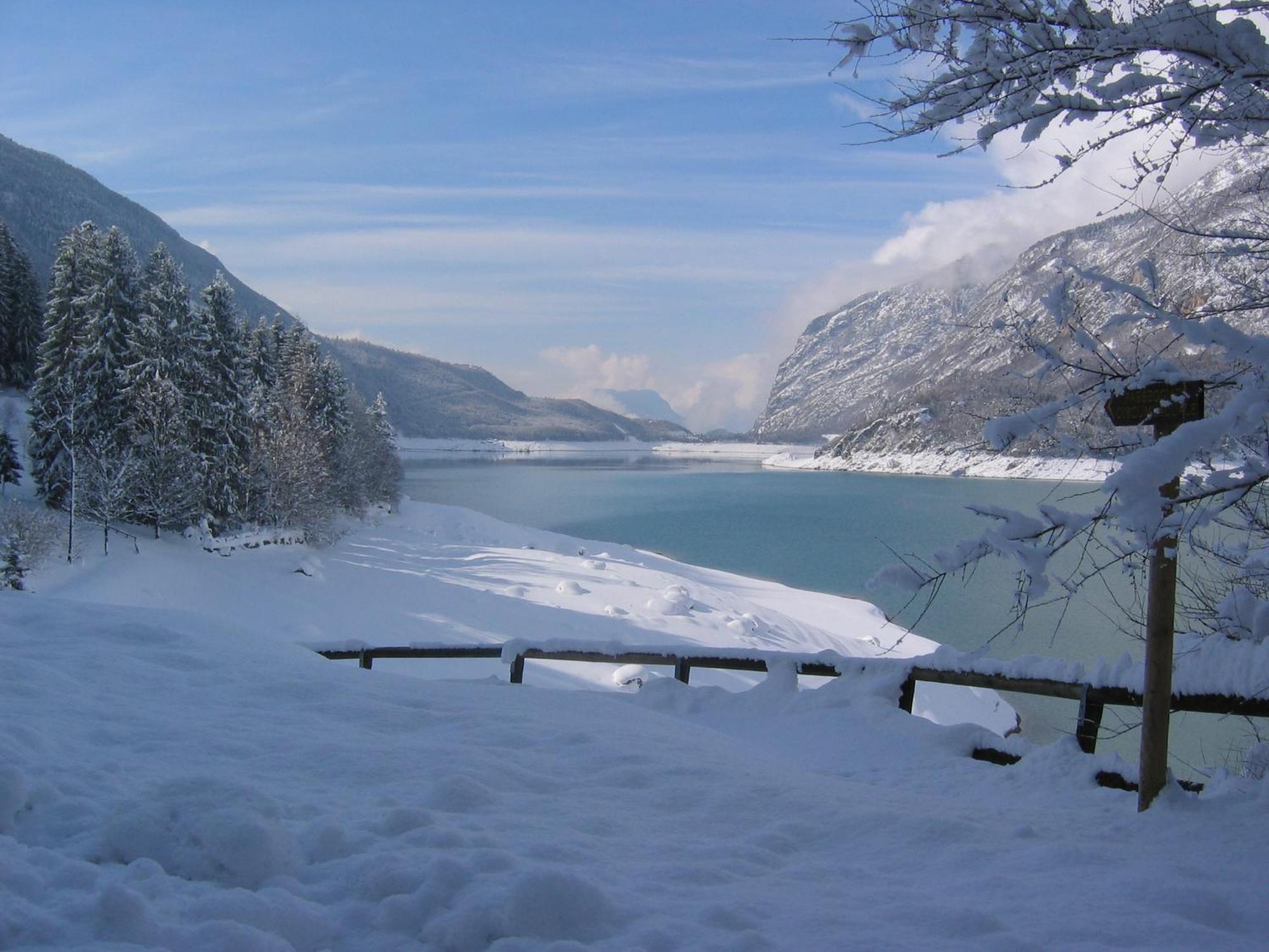 Ariston Lake View Hotel Мольвено Экстерьер фото